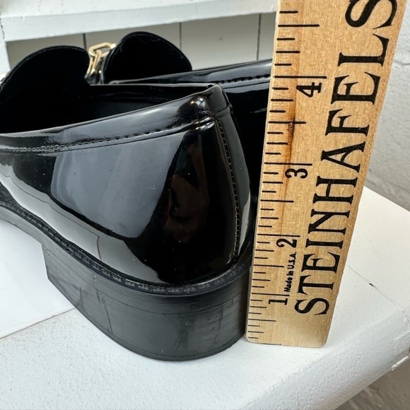 Zara Black Loafers Pointed Toe Faux Patten Leather Gold Hardware Women’s size 39 - Picture 14 of 14